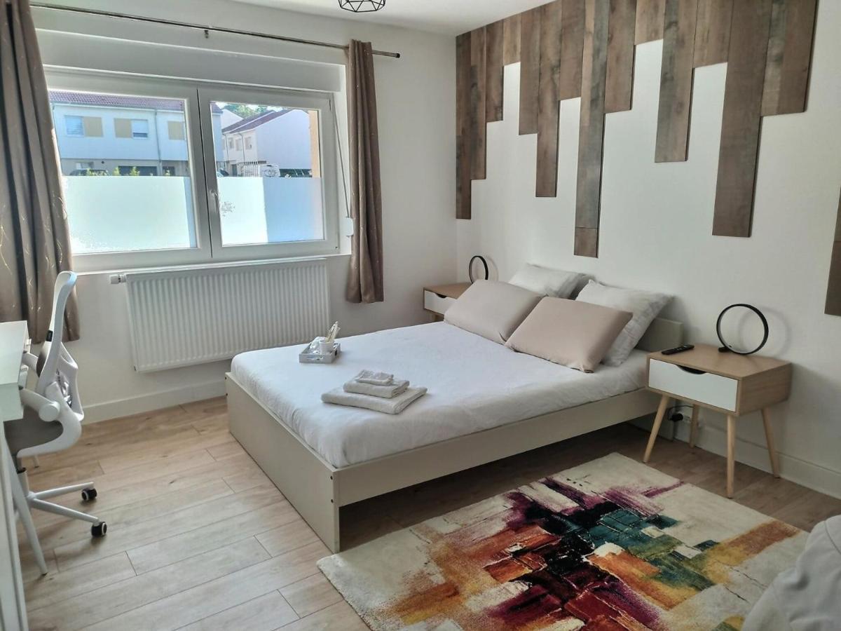 Ch Privee 18M - Canape - Netflix - Appart 120M Woippy Buitenkant foto