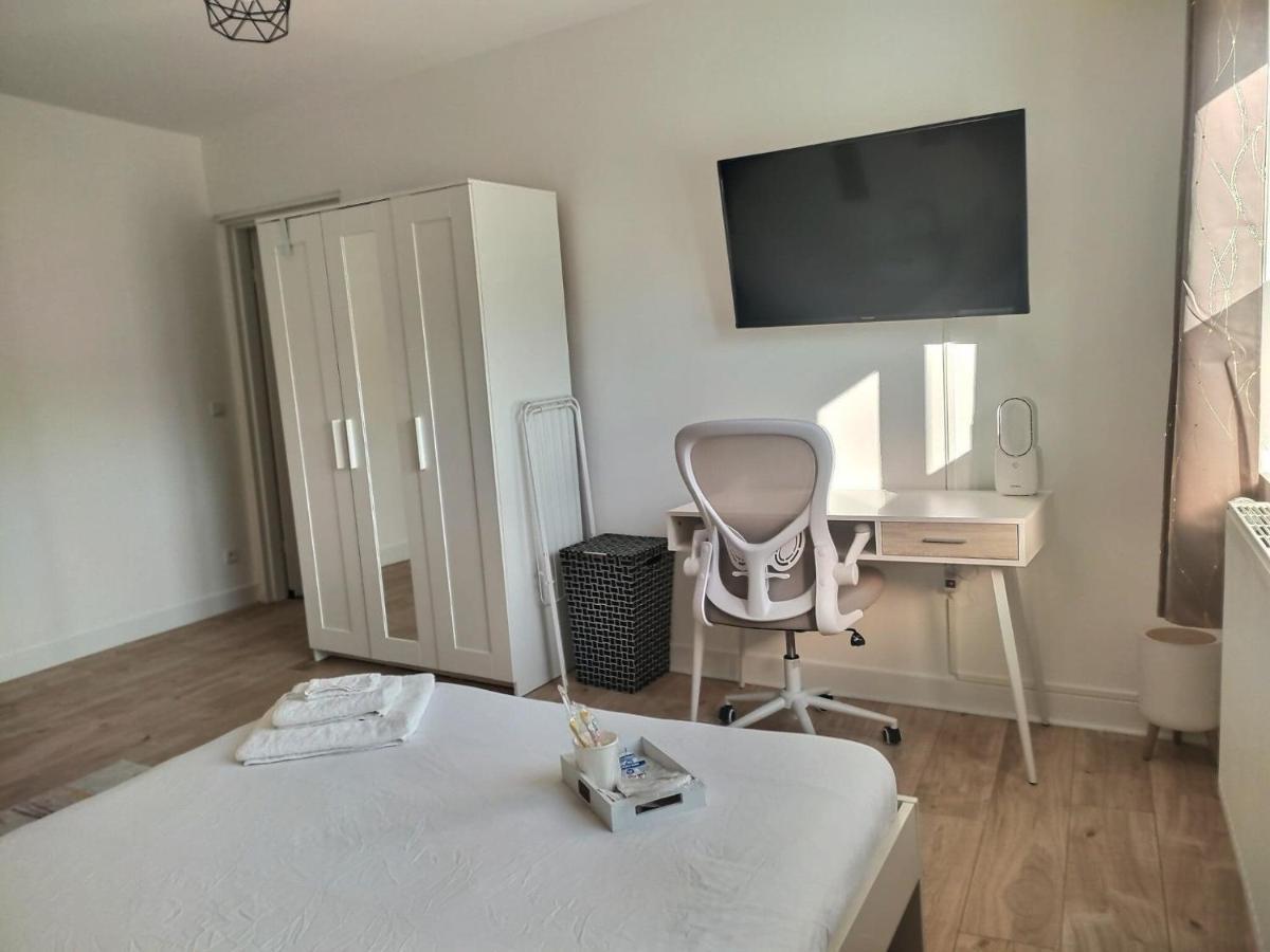 Ch Privee 18M - Canape - Netflix - Appart 120M Woippy Buitenkant foto